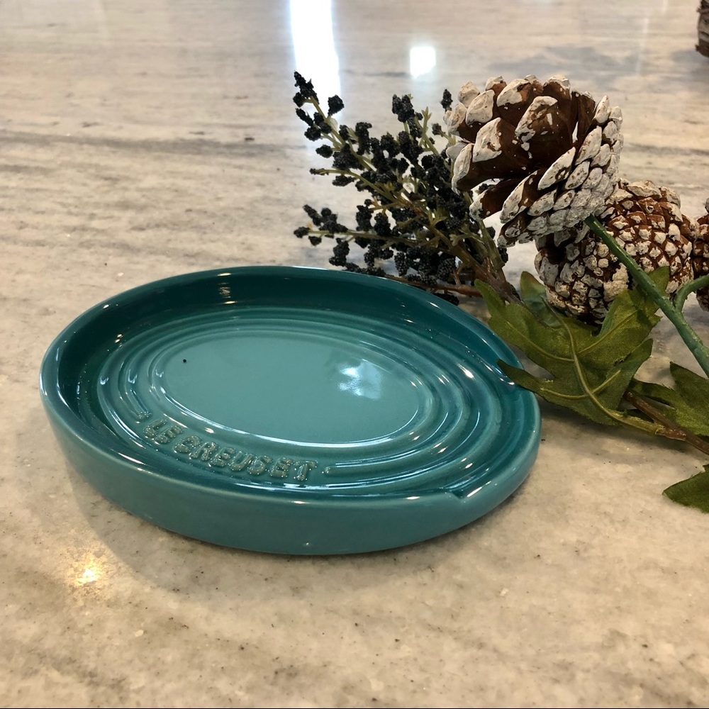 Le Creuset Spoon Rest (discontinued)